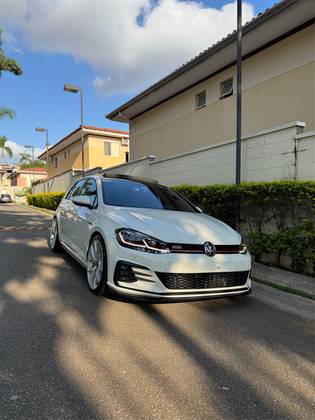 VOLKSWAGEN GOLF 2.0 350 TSI GASOLINA GTI DSG VOLKSWAGEN GOLF 2.0 350 TSI GASOLINA GTI DSG